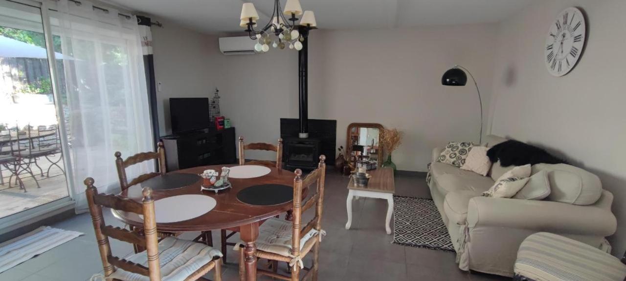 Holiday home De Charme Piscine Et En Provence
